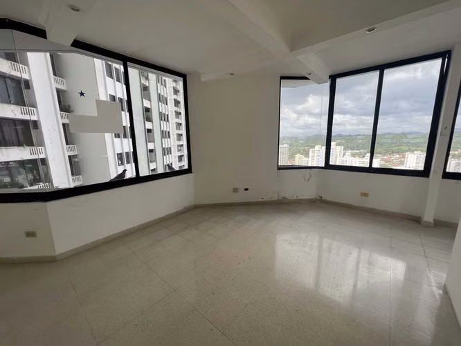 Apartamento Reposeído en Venta en PH Pacific Hills, Dos Mares | 265 m² | Se Aceptan Ofertas