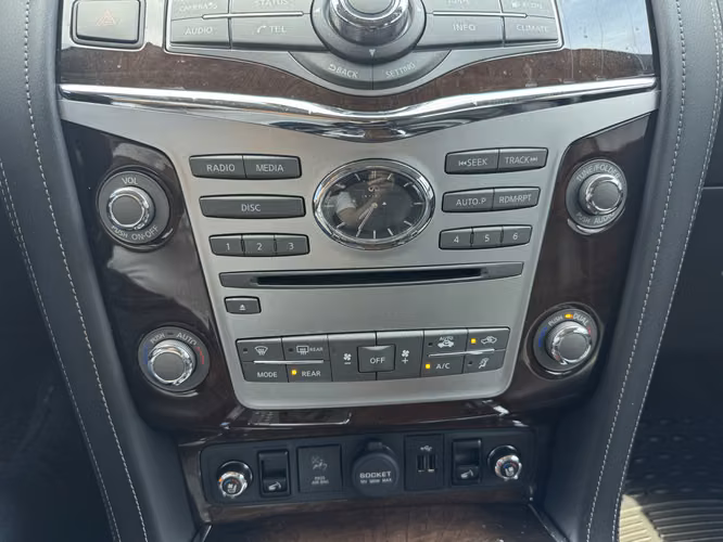 INFINITI QX80 2019 - Imagen 6