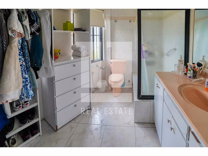 Se Vende Casa en Los Guayacanes - Imagen 10