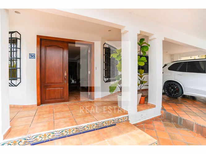 Se Vende Casa en Los Guayacanes - Imagen 2