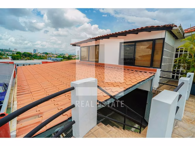 Se Vende Casa en Los Guayacanes - Imagen 17
