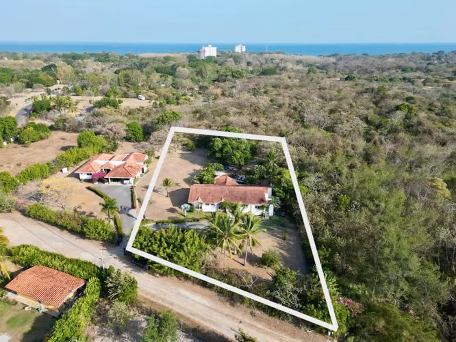 PUNTA BARCO CASA EN VENTA