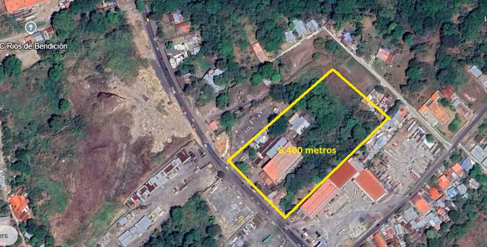 Terreno en Venta en la Vía Principal de Milla 13, Las Cumbres