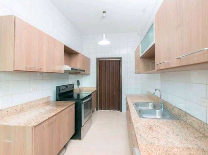 Se Vende apartamento en condado del Rey por debajo de Avalúo - Imagen 3