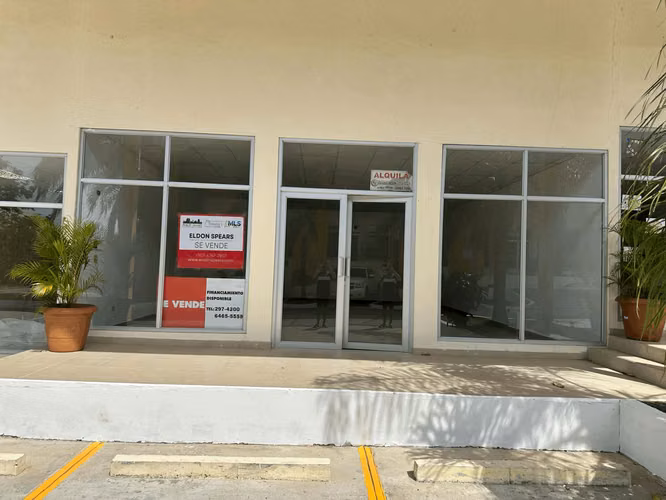 Local en Plaza Coronado en Venta - Imagen 3