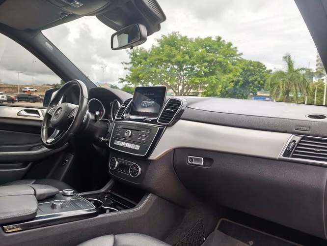 Mercedes Benz GLS 350 d