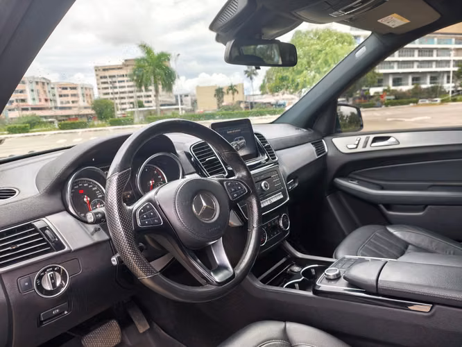 Mercedes Benz GLS 350 d