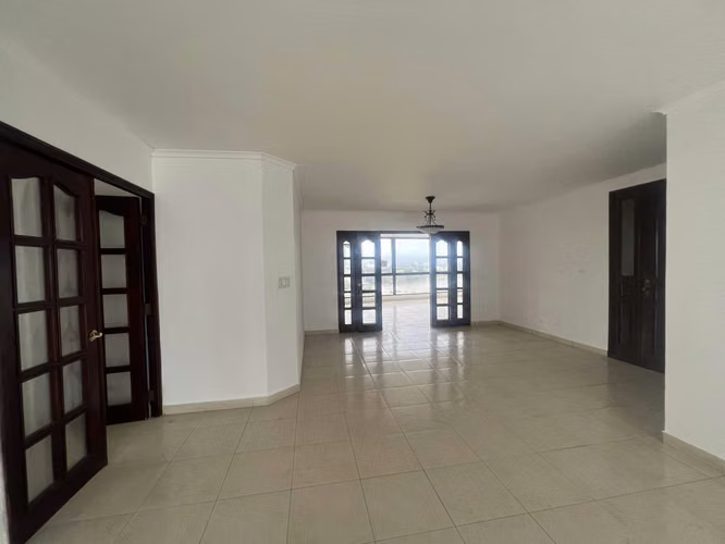 Apartamento en Venta – Coco Palace, Coco del Mar