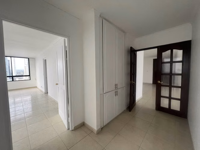 Apartamento en Venta – Coco Palace, Coco del Mar