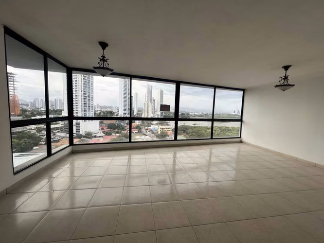 Apartment for Sale – Coco Palace, Coco del Mar
