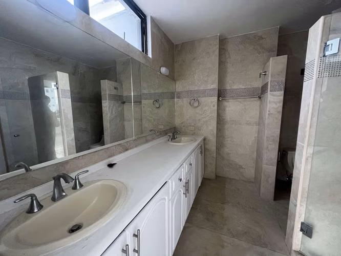 Apartamento en Venta – Coco Palace, Coco del Mar