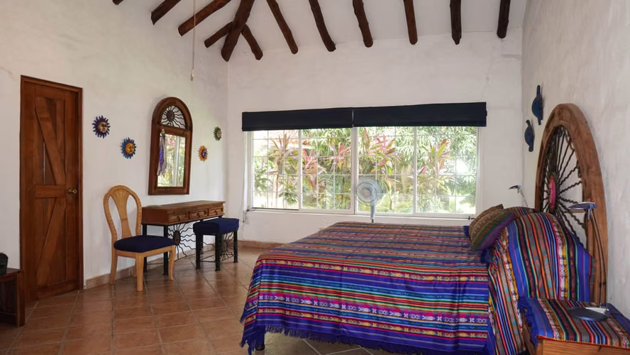 ¡Casa de Playa + Casa de Huéspedes en Venta en Punta Barco Resort! - Imagen 7