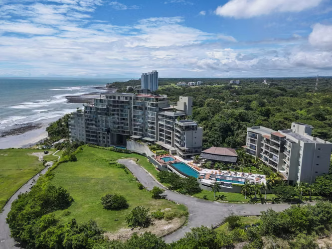 ¡Este Apartamento en Venta en Punta Caelo lo Tiene Todo!