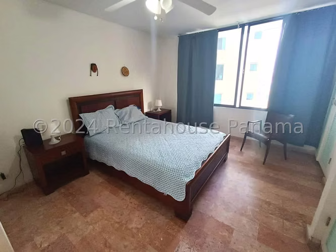 Venta de Apartamento de 94 m2 en PH Posada del Rey, Paitilla 25-6735GG