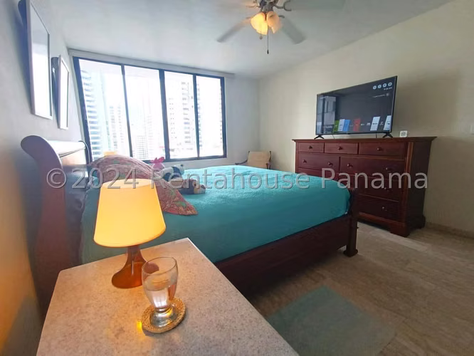 Venta de Apartamento de 94 m2 en PH Posada del Rey, Paitilla 25-6735GG
