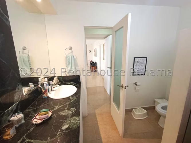 Venta de Apartamento de 94 m2 en PH Posada del Rey, Paitilla 25-6735GG
