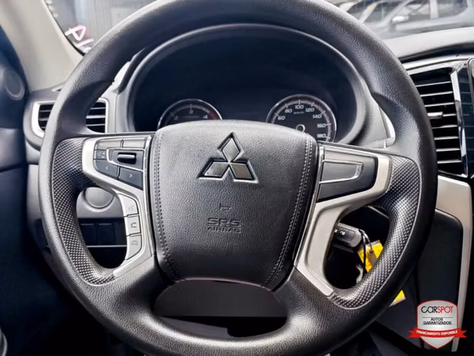 Mitsubishi L200 Sportero 2024 FINANCIABLE! - Imagen 10