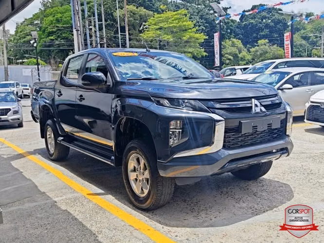 Mitsubishi L200 Sportero 2024 FINANCIABLE! - Imagen 2