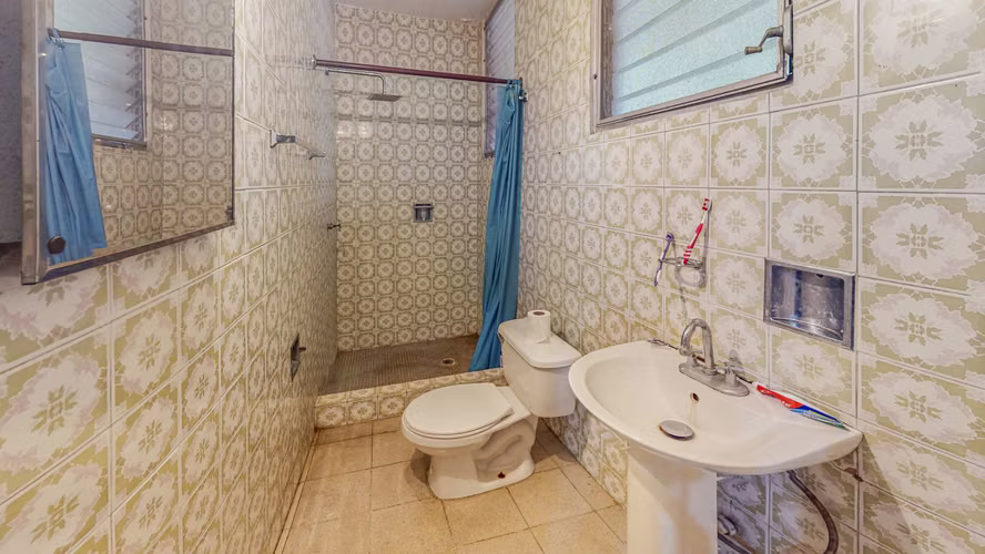 Venta de amplio apartamento en San Ramon – Parque Lefevre