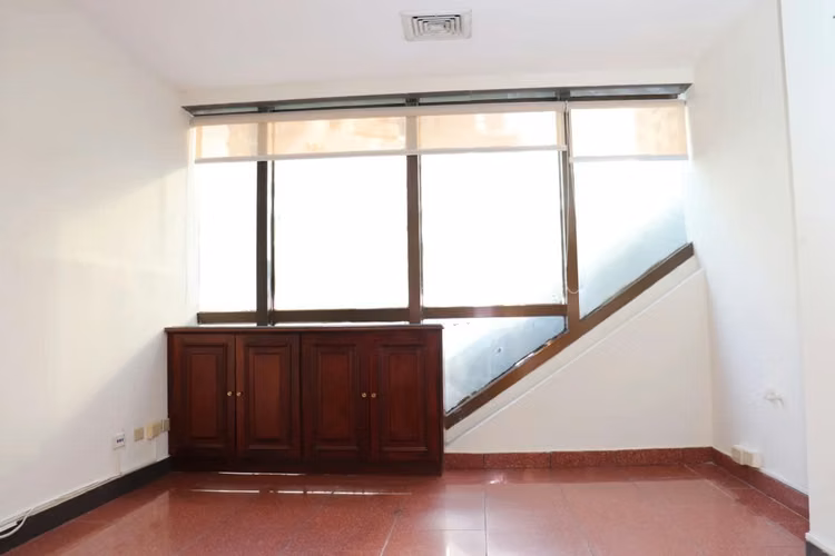 Alquiler de Oficina en Ave. Balboa, Torre BAC, 200m2