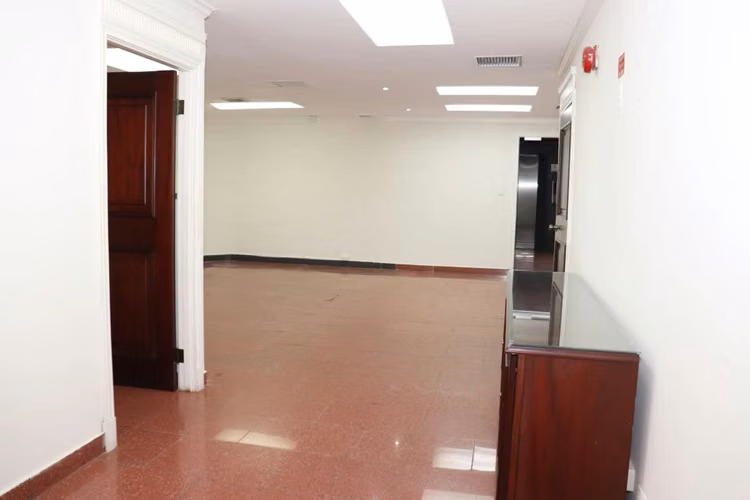 Alquiler de Oficina en Ave. Balboa, Torre BAC, 200m2