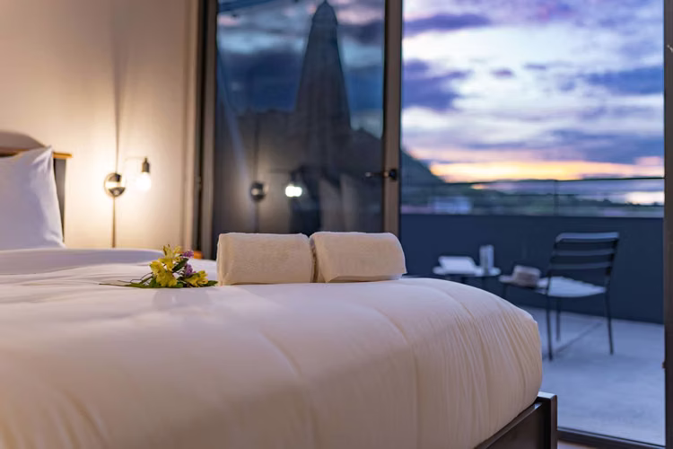 Invierte en Casco View Life — Apartamentos desde $185,000 en el Corazón de Santa Ana