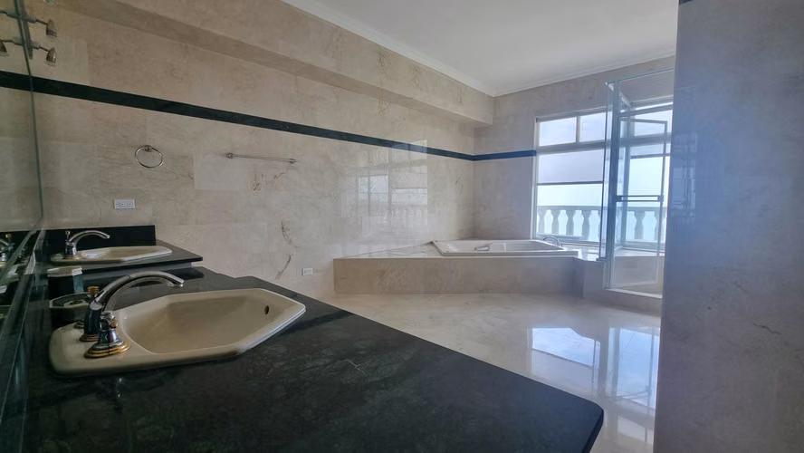 Vendo Penthouse en Avenida Balboa - Imagen 13