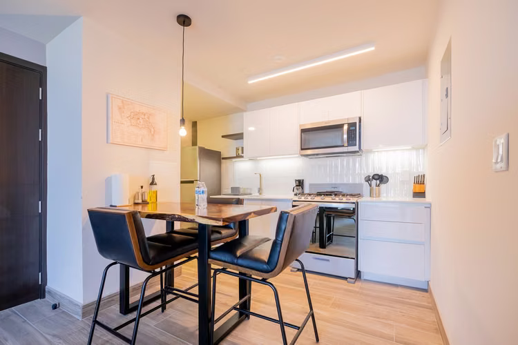 Apartamentos Amoblados cerca de Casco Antiguo · Estadías Flexibles