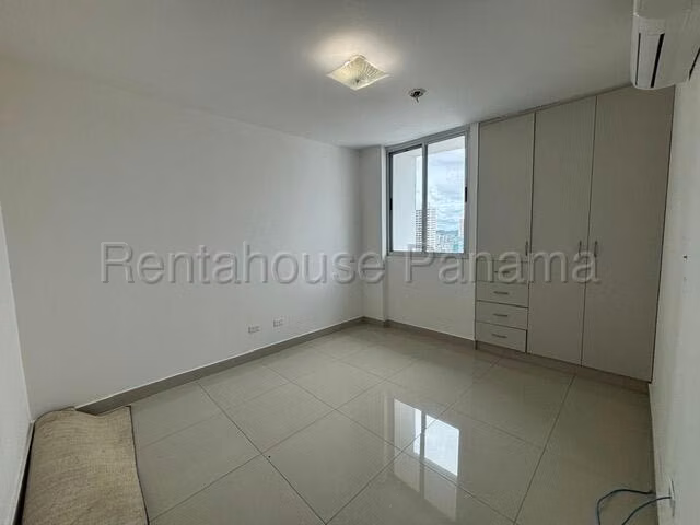 Venta de Apartamento de 117 m2 en PH River Park, Obarrio 25-8736GG