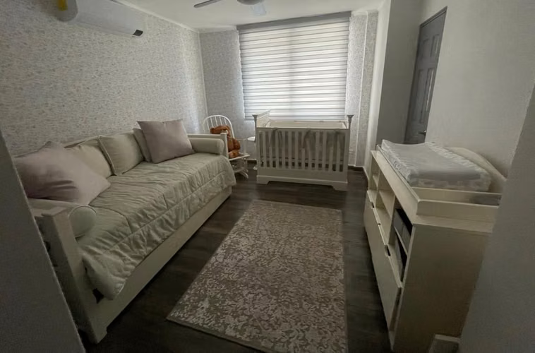VENTA APARTAMENTO EN MYSTIC POINT, TORRE 200