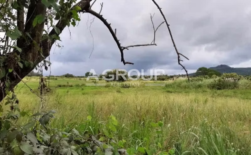 Se vende terreno - Playa Malibu - Nueva Gorgona