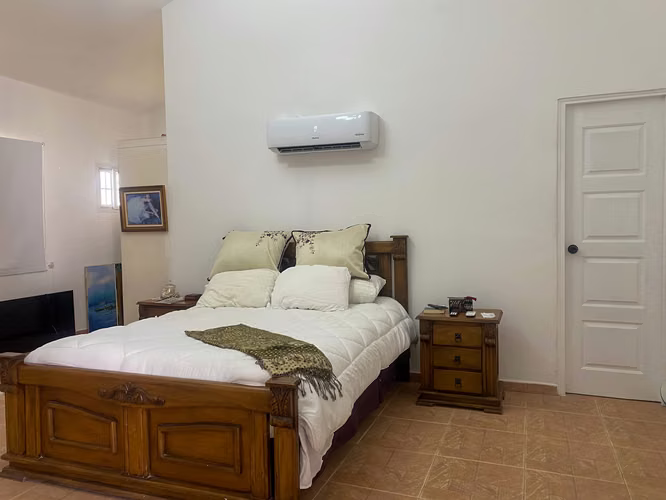 Casa de playa en Venta en Coronado con Potencial de Alquiler