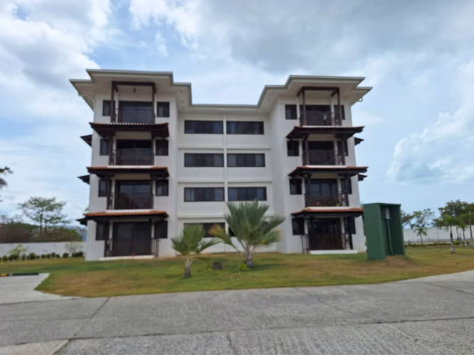 Apartamento de 3 Recámaras en Brisas de Coronado a Excelente Precio