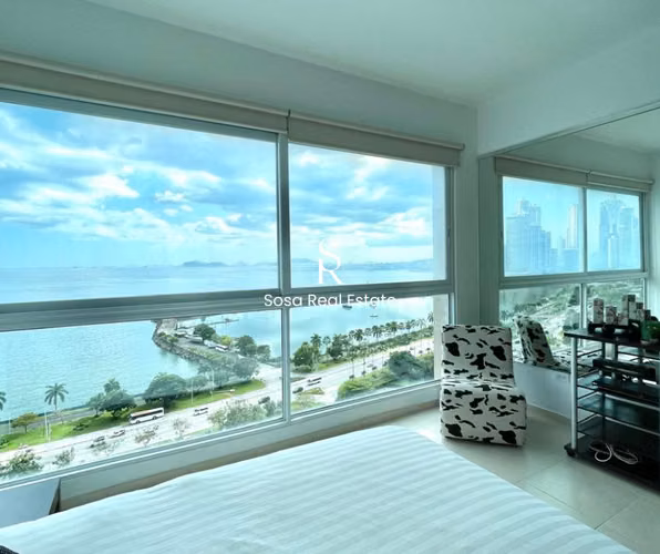 SE VENDE APARTAMENTO LB EN AVENIDA BALBOA