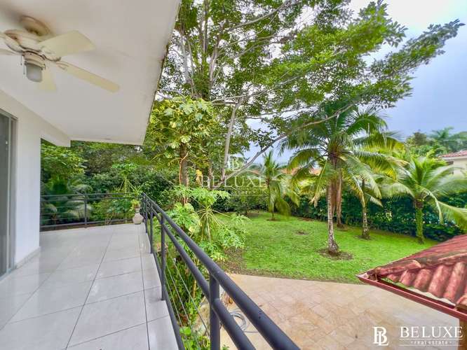 VENTA DE CASA DUPLEX LINEA BLANCA EN ALBROOK (4)