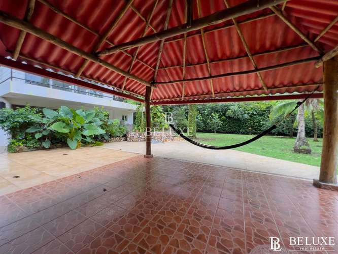 VENTA DE CASA DUPLEX LINEA BLANCA EN ALBROOK (4)