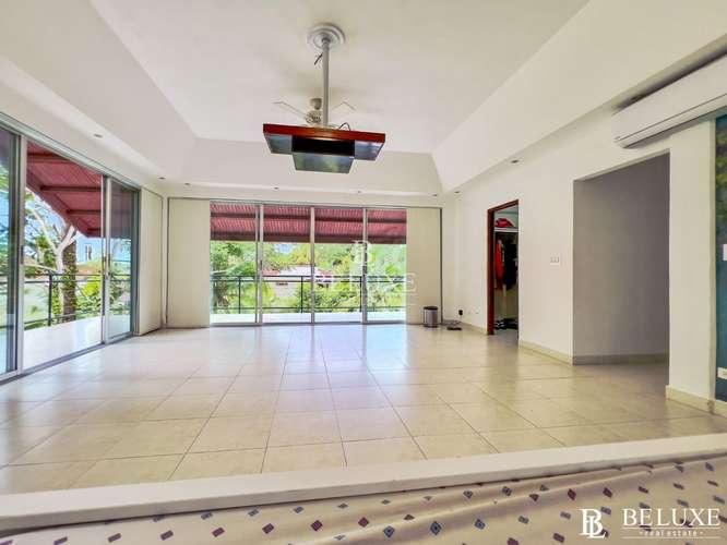 VENTA DE CASA DUPLEX LINEA BLANCA EN ALBROOK (4)