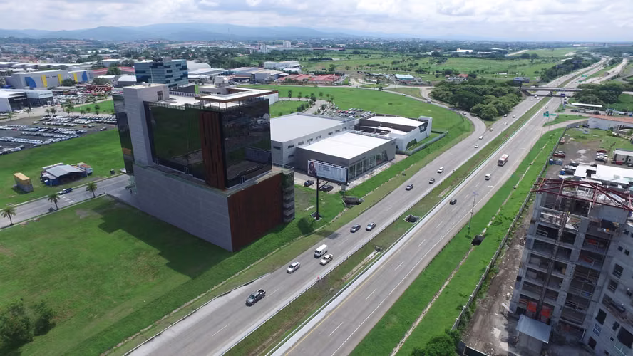 SANTA MARIA zona comercial y Industrial Terrenos 11,782m2 y 2,619m2 - Imagen 2