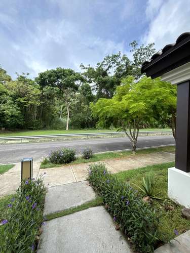 Venta /Alquiler Casa River Valley Panamá Pacífico - Incluye Paneles solares