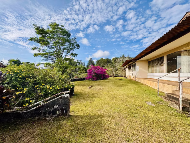 Se vende finca en Altos de Cerro Azul