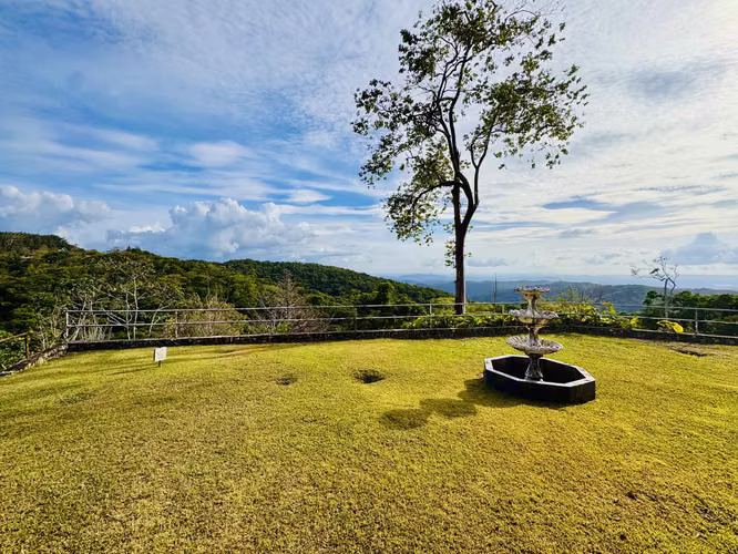 Se vende finca en Altos de Cerro Azul