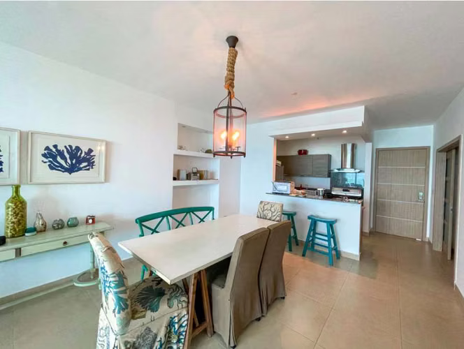Se vende apartamento en Santa Clara Residences frente al mar