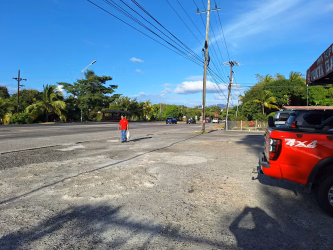 SE VENDE TERRENO EN CORONADO