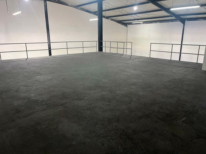 ALQUILO O VENDO GALERA EN PACORA