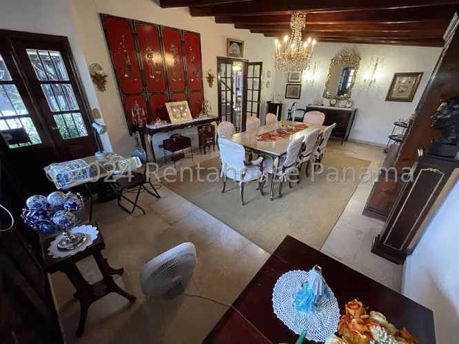 Venta de Casa Exclusiva en San Francisco 24-5713GG