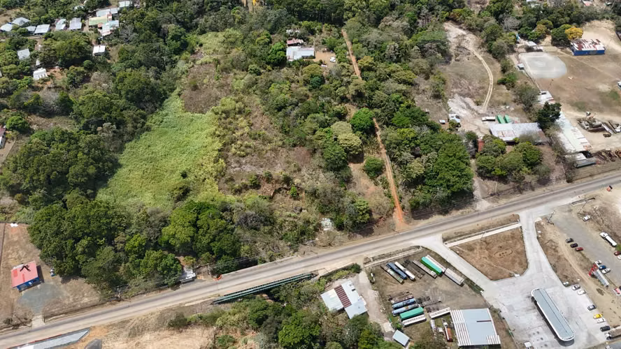 Terreno en Venta – 2.5 Ha en Las Garzas, Pacora