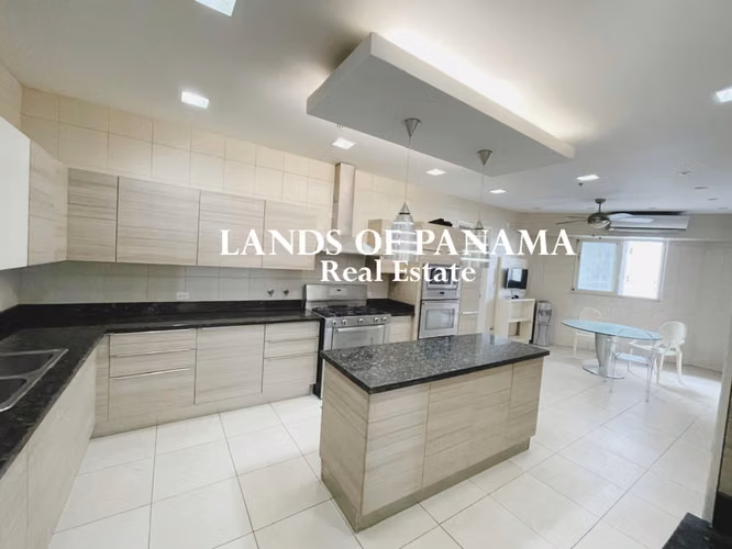 SE VENDE APTO - PH D1 TOWER - PUNTA PAITILLA