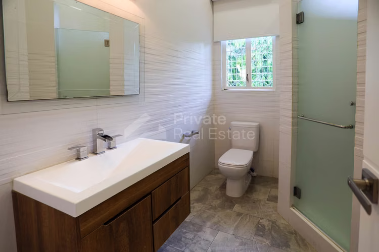 Venta de Casa en Altos del Golf