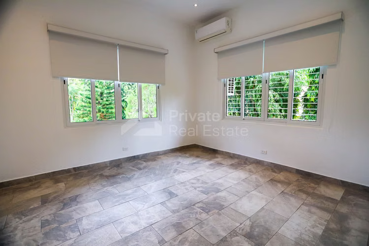 Venta de Casa en Altos del Golf