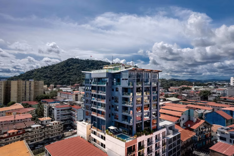 1 BR Apartment for Sale Panama City · Santa Ana · Casco View · $195,000 USD